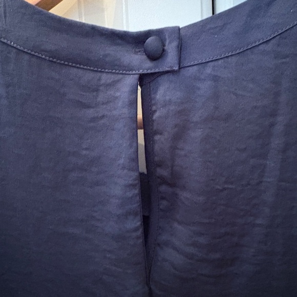 ✨NWOT✨ CAbi Weekday Top - Sz S - Picture 8 of 12